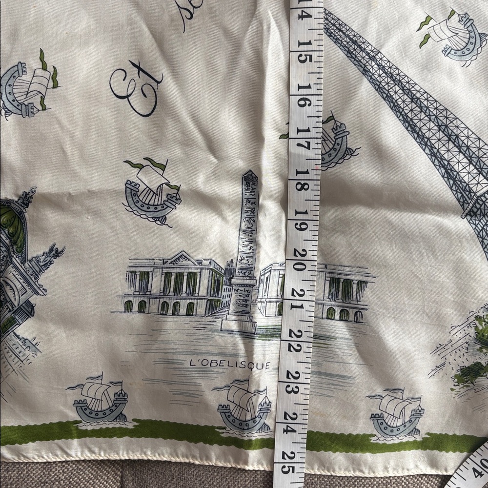 Vintage Silk French Paris Souvenir Scarf - Picture 7 of 8